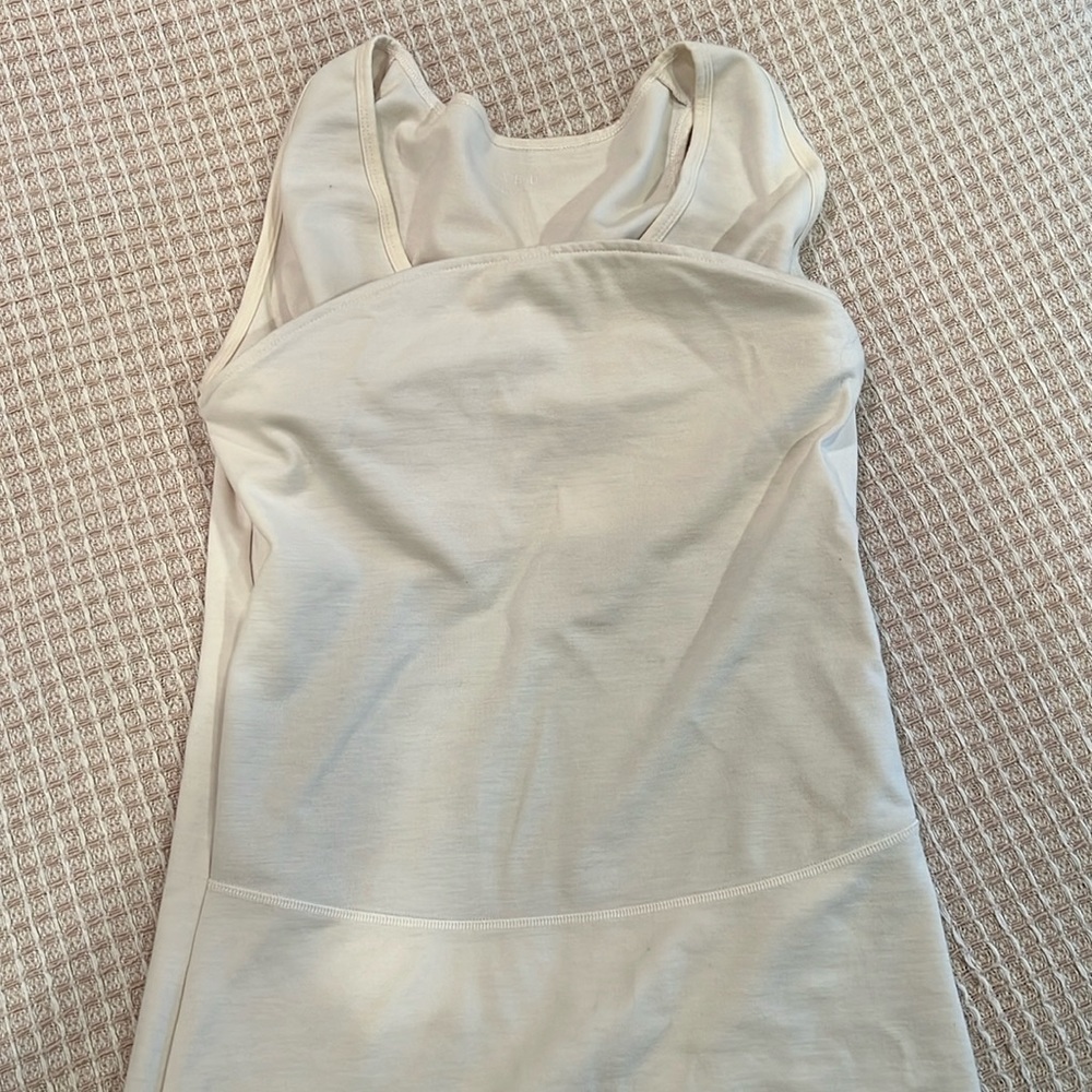 Lalabu soothe shirt in Natural Size Large